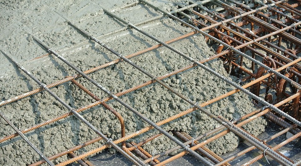Что такое армированный бетон: свойства, применение, разновидности